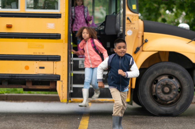 bus with students